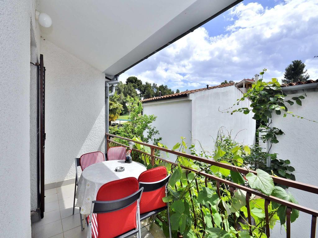 Apartments Mira 645 بوريتش الغرفة الصورة