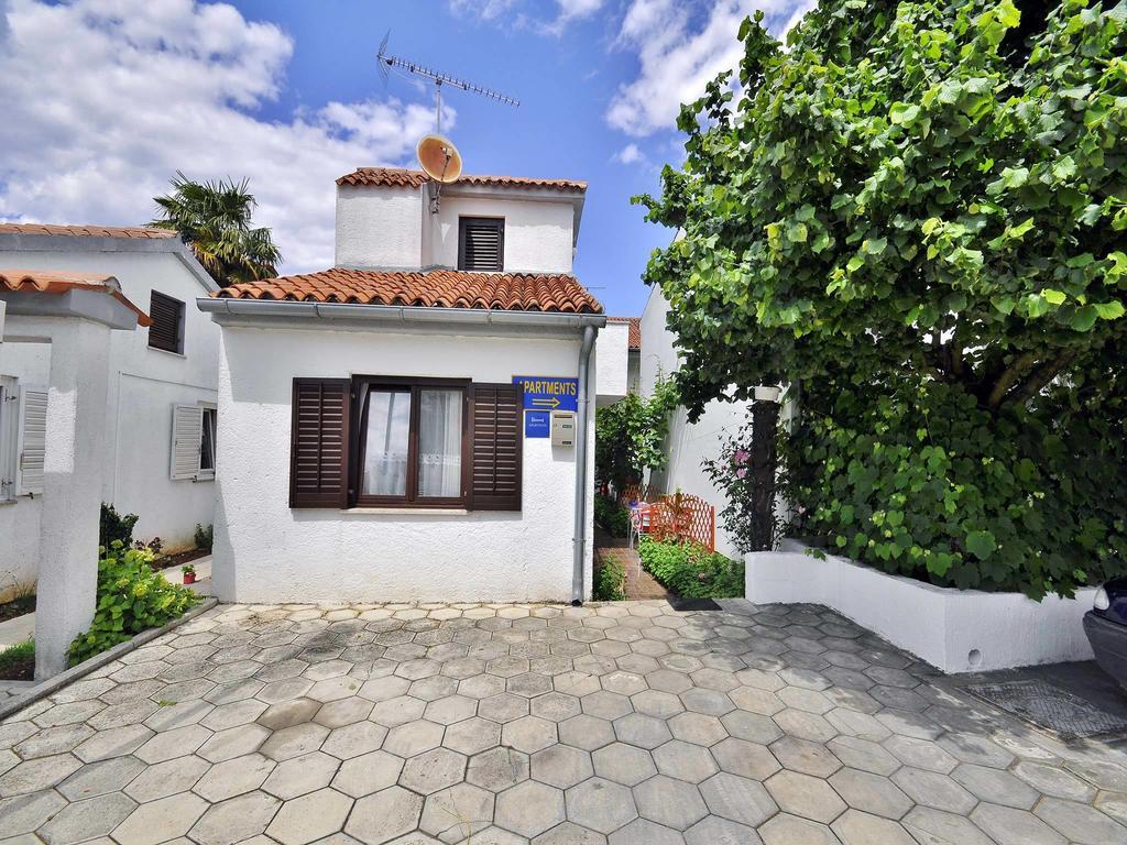 Apartments Mira 645 بوريتش الغرفة الصورة