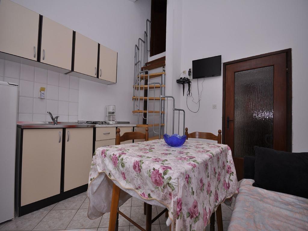 Apartments Mira 645 بوريتش الغرفة الصورة