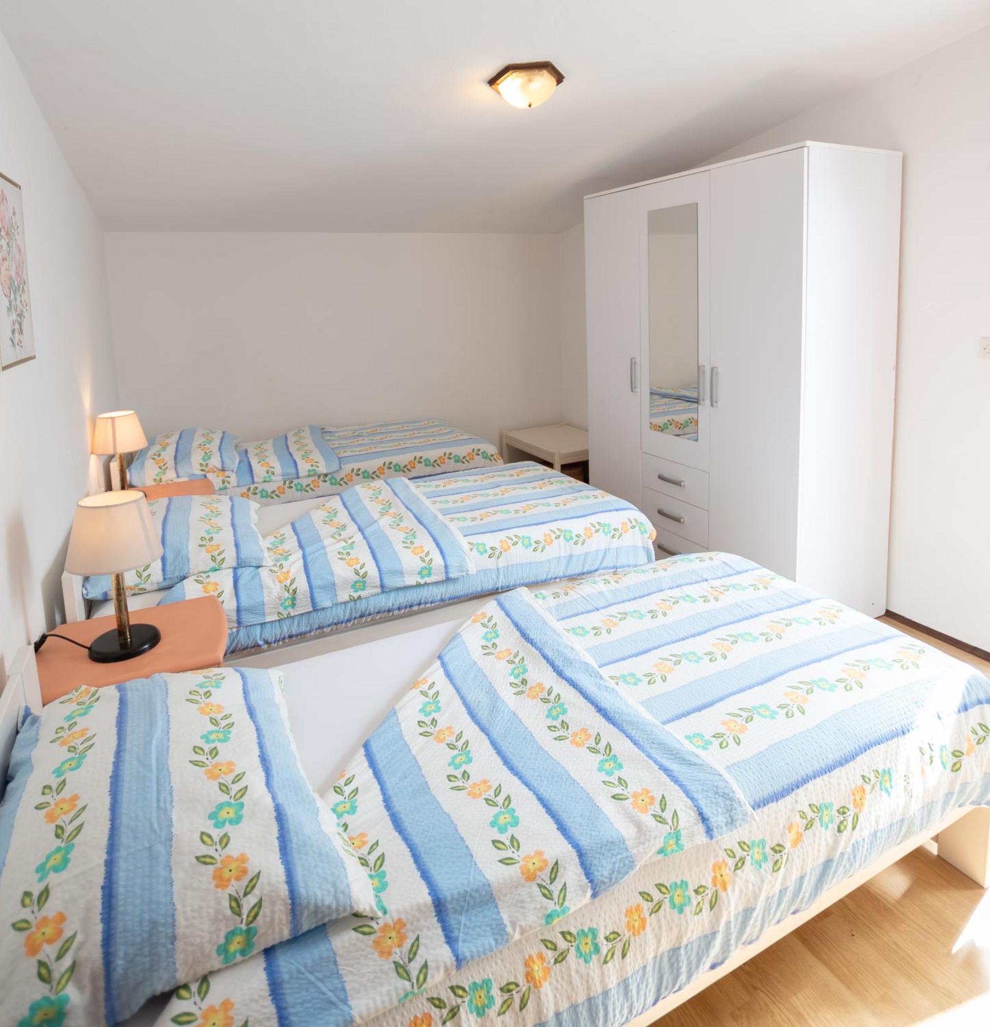 Apartments Mira 645 بوريتش المظهر الخارجي الصورة